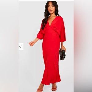 Comfortable Red angel sleeve dress! Perfect for any event!